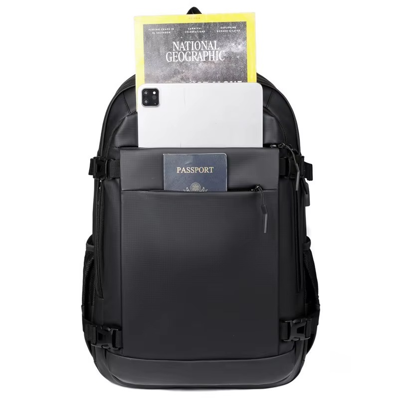 Mochila Impermeable para Hombres con Compartimento para Laptop | Gran Capacidad y Diseño Ergonómico