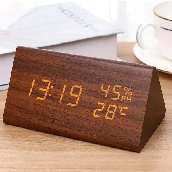 Reloj Despertador Futura Efecto Madera LED Con Tres Alarmas, Indicador de Temperatura, Brillo Ajustable