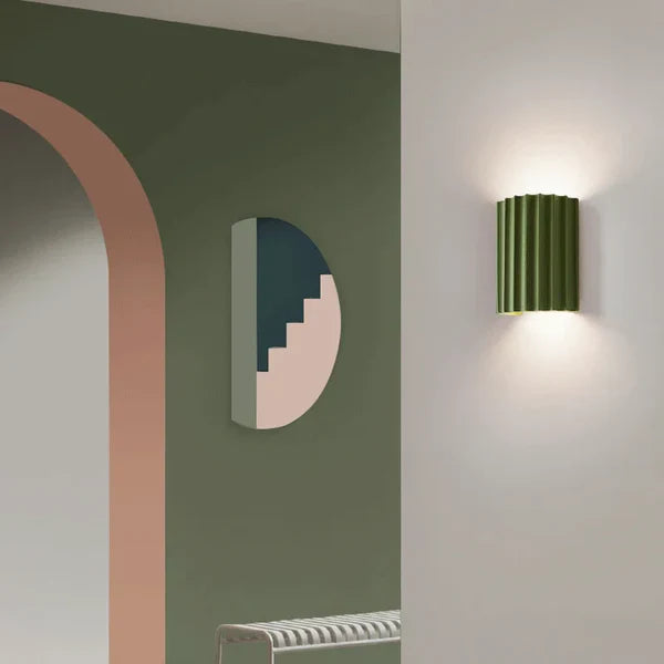 LuxaLicht - Lámparas de pared modernas de resina para espacios contemporáneos