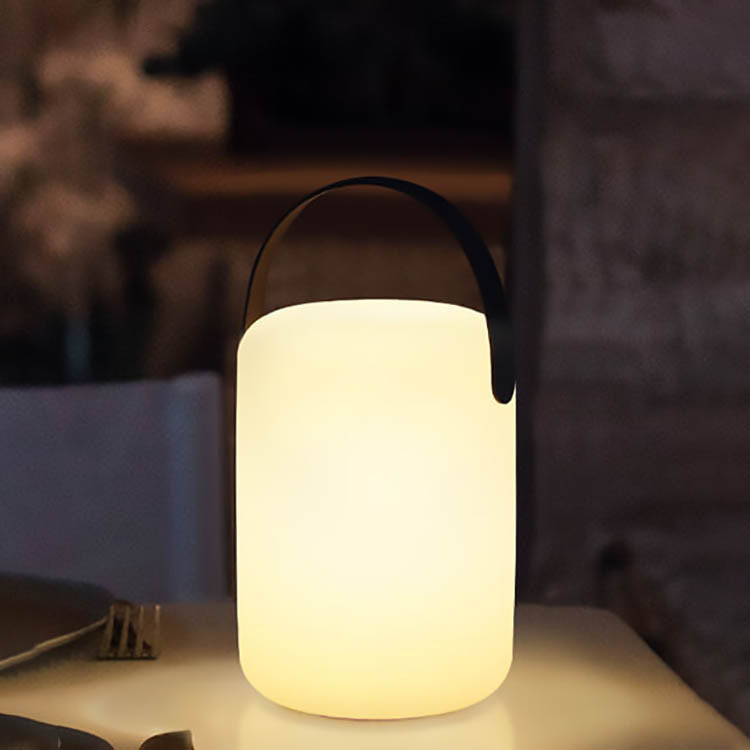 Simplicidad Moderna Lámpara de Mesa LED de Mano Redonda Cuadrada de Plástico para Patio Exterior | Brehn