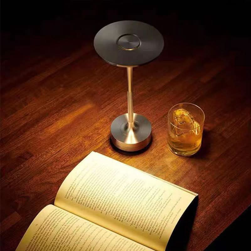 Lámpara LED inalámbrica con un diseño elegante y sensible al tacto