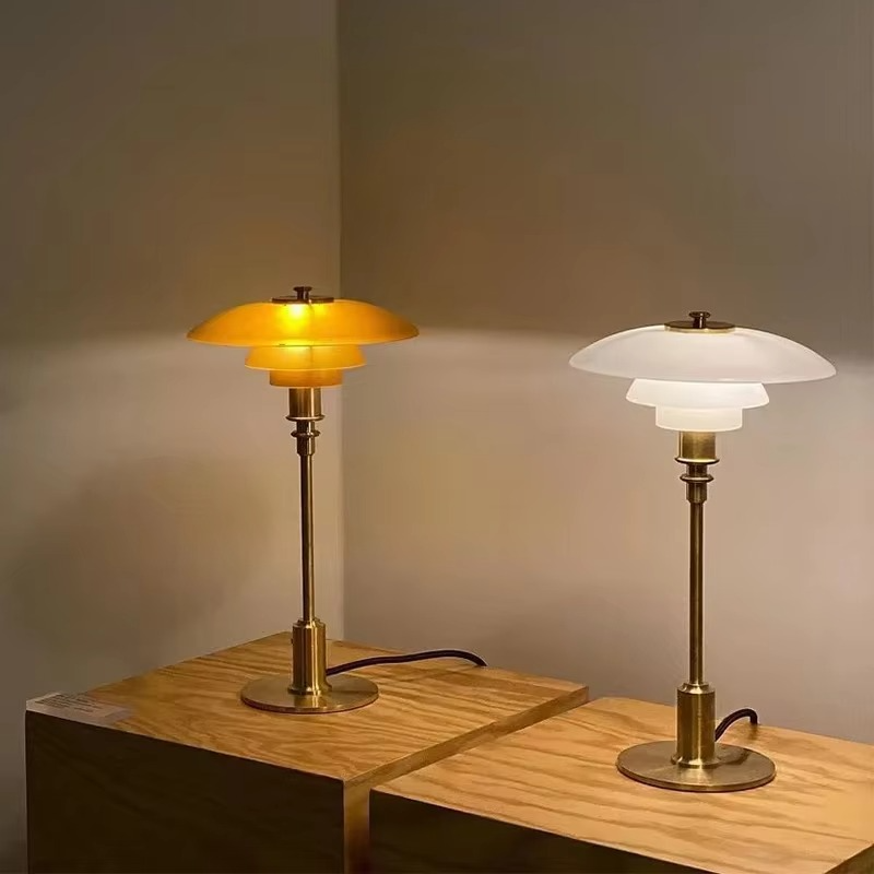 Retro | Lámpara de mesa de vidrio