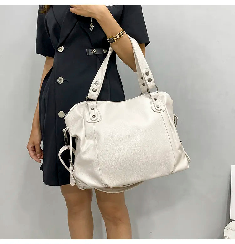 Althea – Bolsa de gran capacidad con un diseño elegante y estilizado