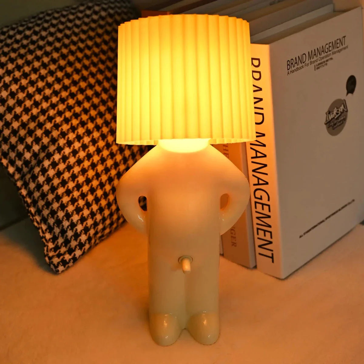 WACKYLAMP– Lámpara LED juguetona para una atmósfera alegre