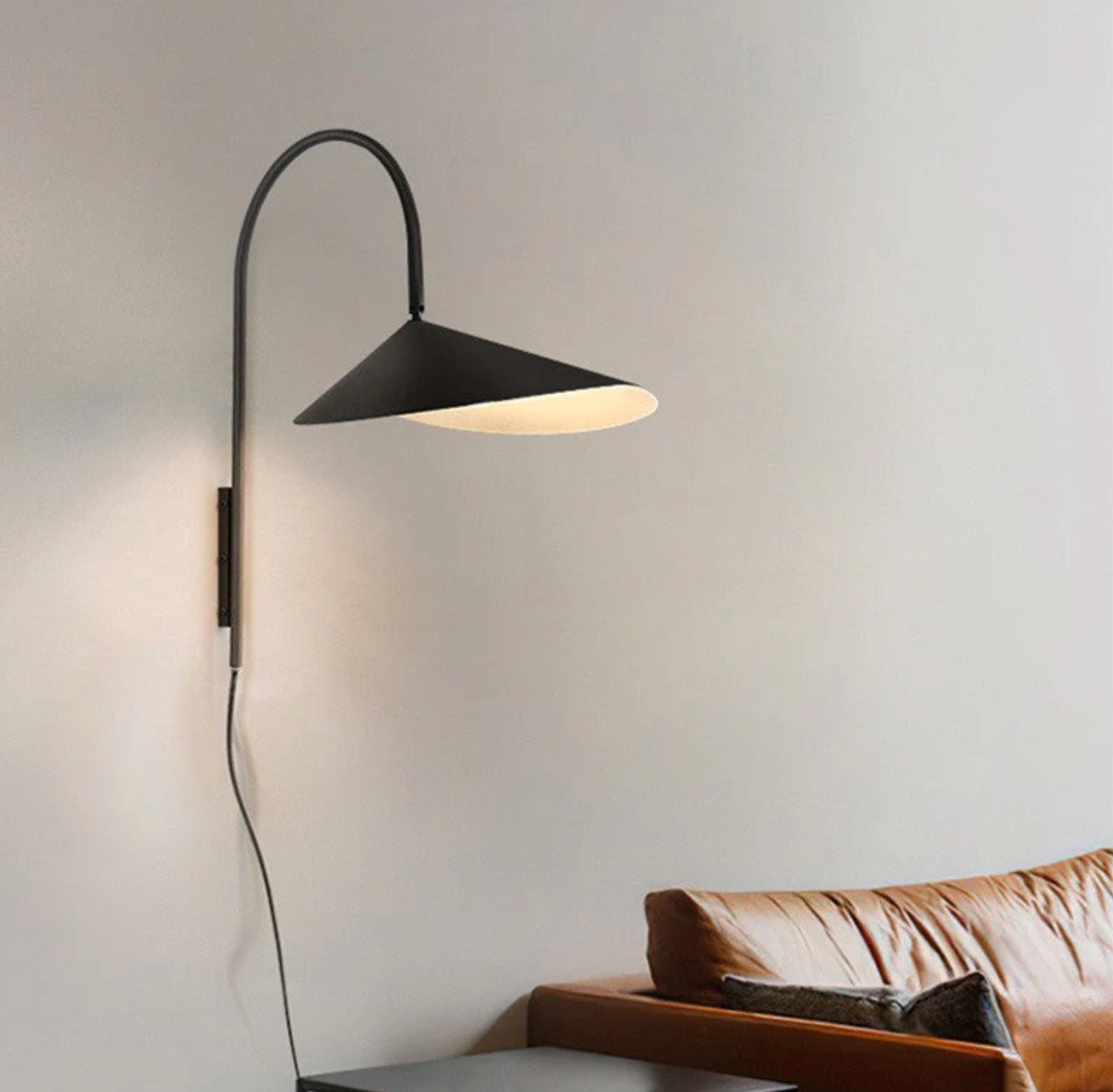 Lámpara de Pared de Pétalos Modernos - Aplique de Pared Ajustable para un Ambiente Acogedor