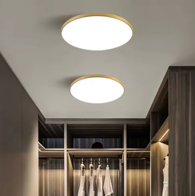 Luz de Techo LED Moderna de Montaje Empotrado - Eficiente en Energía, Diseño Minimalista para Sala de Estar o Dormitorio