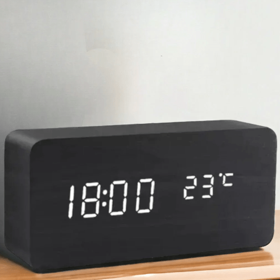 WOODSENSE – Reloj de madera LED con control por voz para una elegante visualización del tiempo