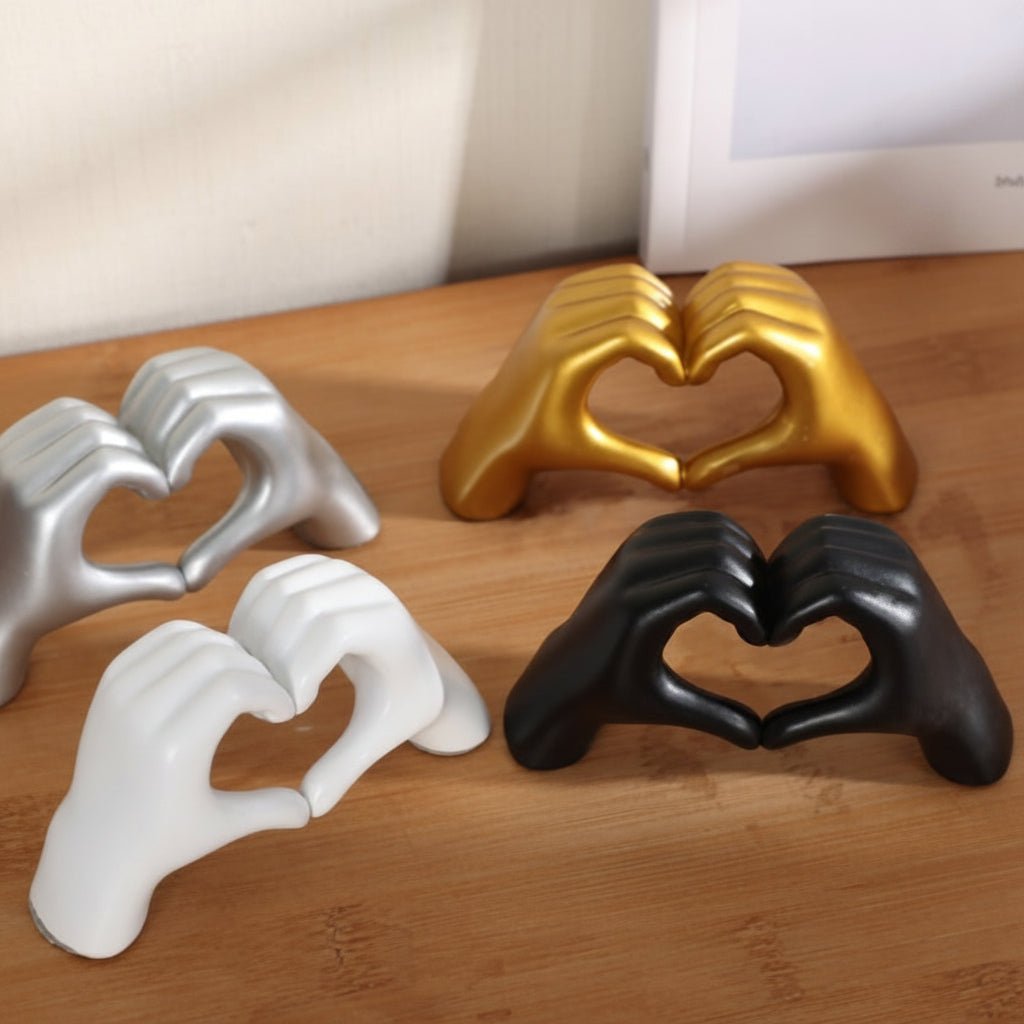 LOVESCULPT MADERA – Figura decorativa hecha a mano de madera para un hogar amoroso