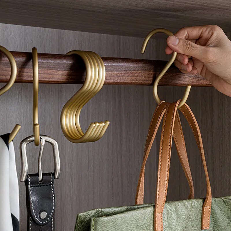 Perchas Elegantes para Armario y Perchero para Colgar con Estilo