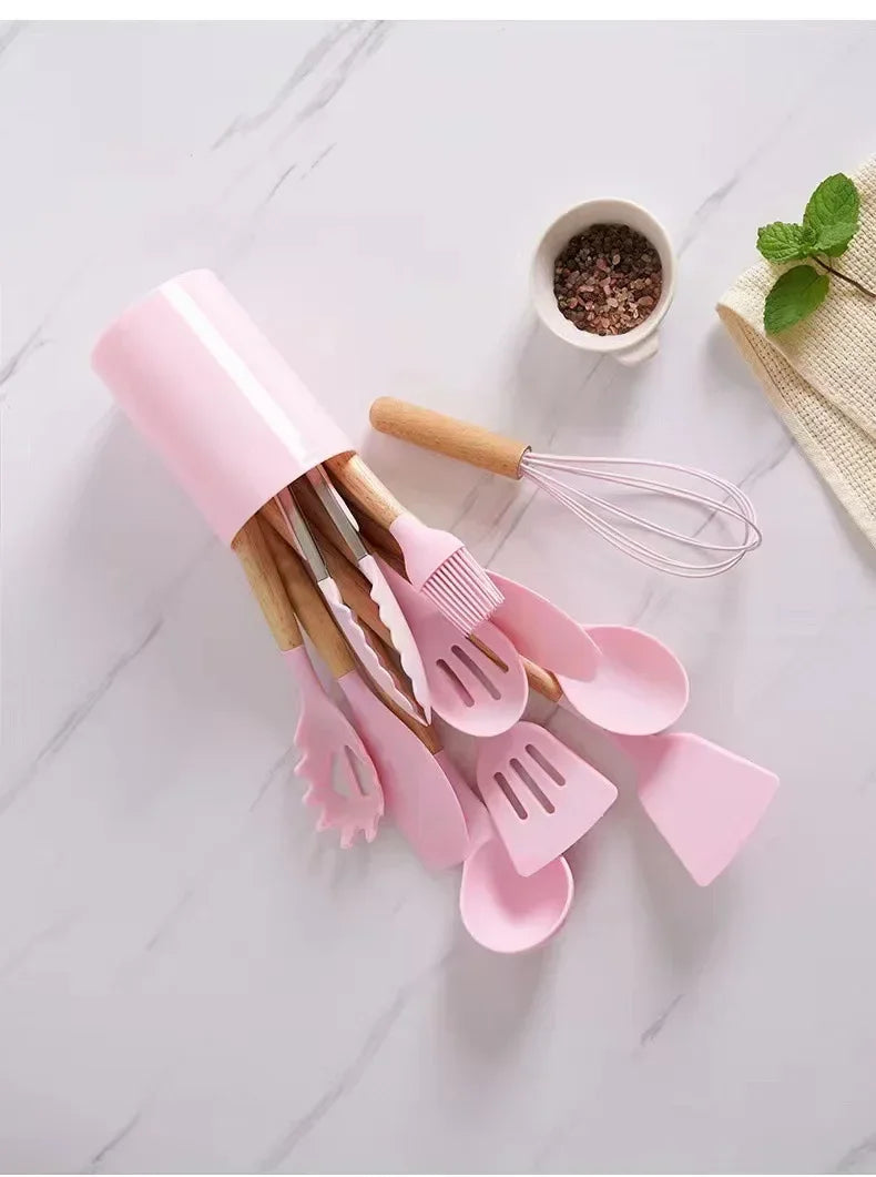 ChefEase – Set de utensilios de cocina de silicona de 12 piezas con mangos de madera | Brehn