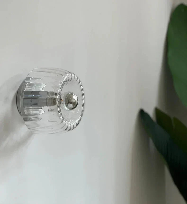 Nordic Bauhaus | Aplique de pared con carácter y un toque de minimalismo