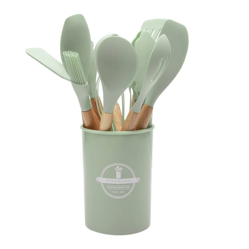 Juego de utensilios de cocina Culinora de silicona | Resistente al calor hasta 230 °C | 12 piezas con mangos de madera | Batidor, espátula, pinzas y más