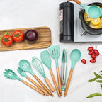 ChefEase – Set de utensilios de cocina de silicona de 12 piezas con mangos de madera