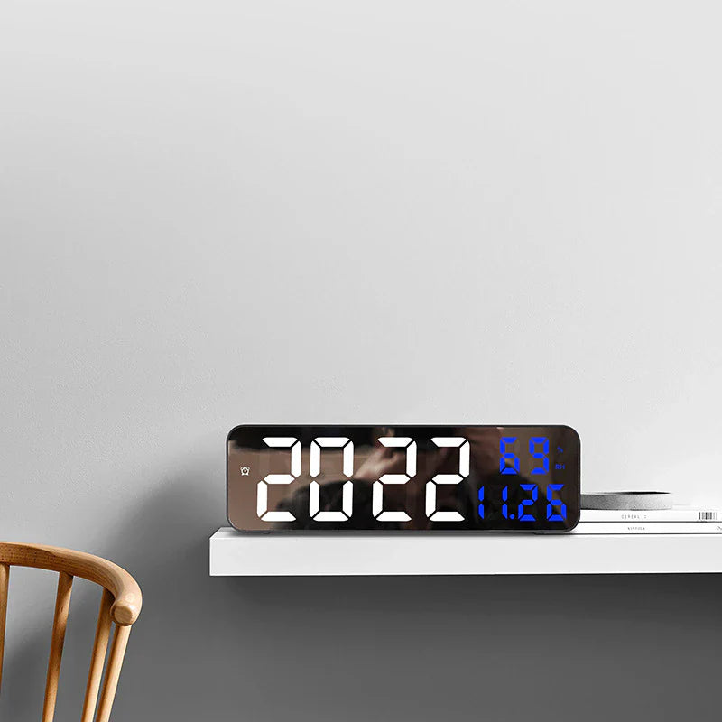TimeSense - Reloj LED inteligente con monitoreo climático