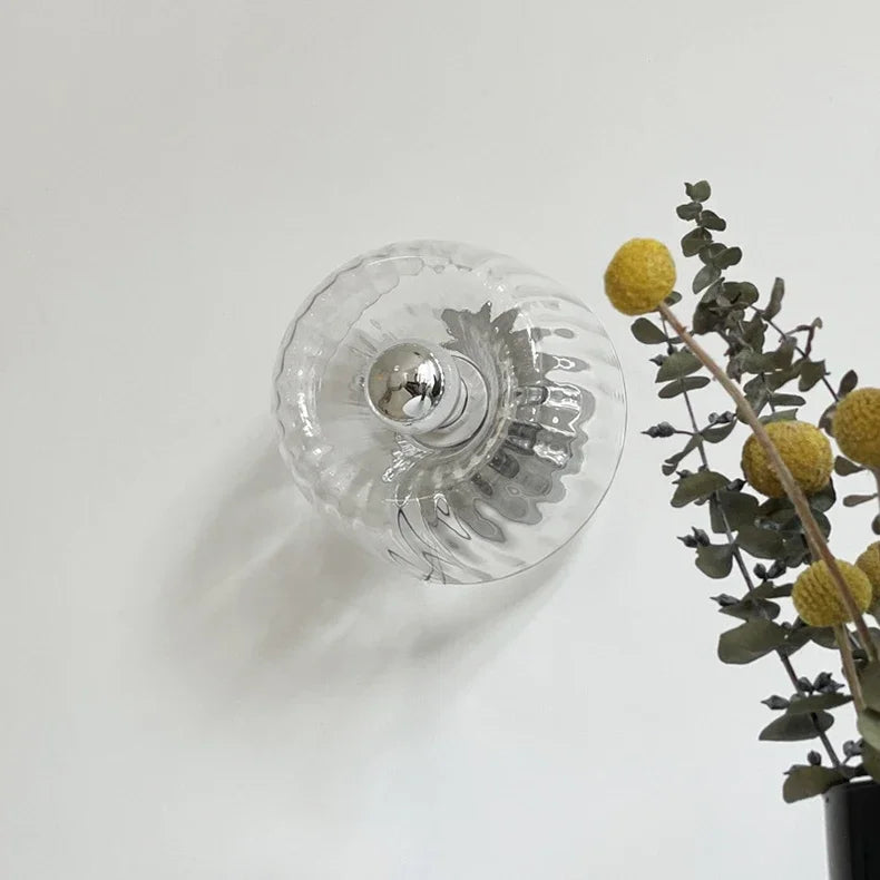 Nordic Bauhaus | Aplique de pared con carácter y un toque de minimalismo