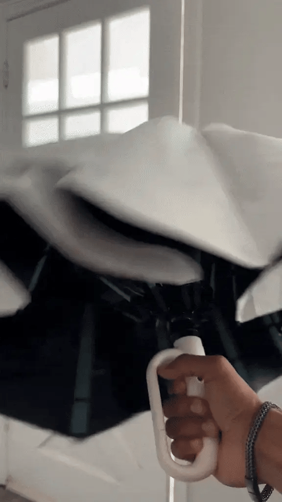 BowLift | Paraguas Automático Plegable Resistente al Viento con Mango Grande – Compacto y Duradero