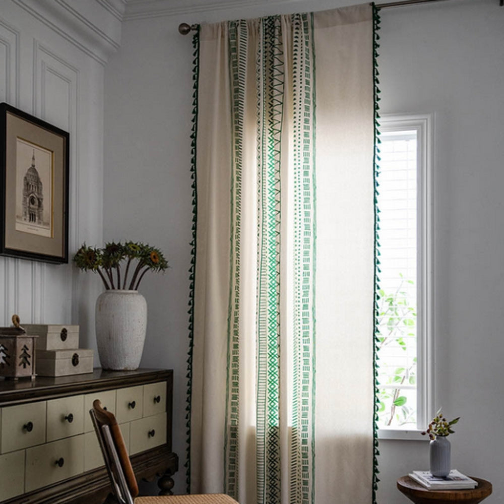 Cortina de Borlas Artesanal Solstice Loom