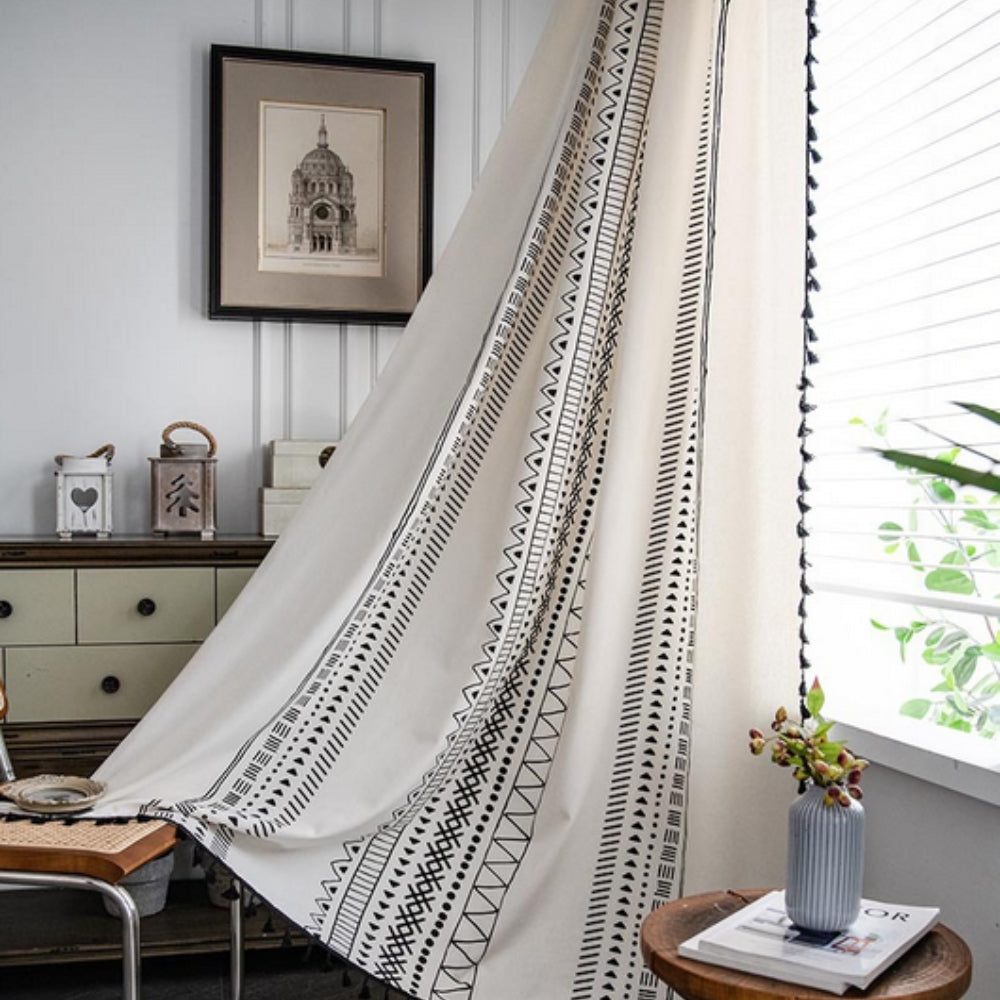 Cortina de Borlas Artesanal Solstice Loom
