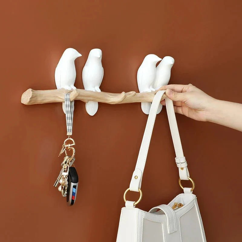 Ligne d’Entrée | Perchero de Pared Estiloso de Madera de Alta Calidad con Diseño de Pájaro Único – Duradero y Funcional para Abrigos y Bolsas