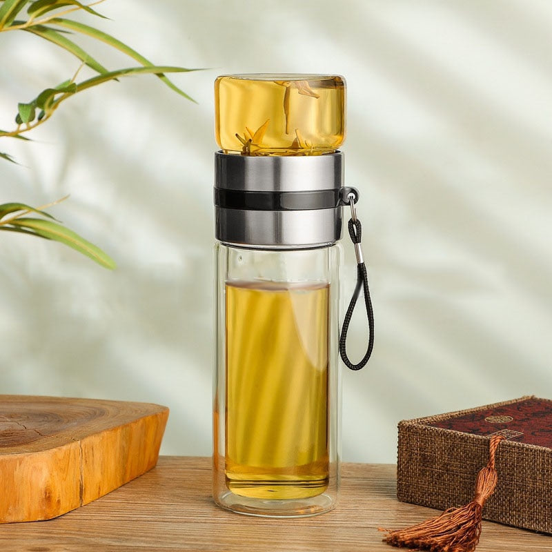 Termo elegante para té – aislamiento al vacío con filtración antibacteriana.