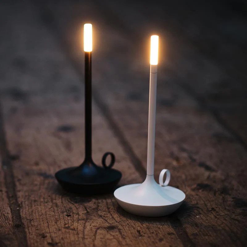 Vela Giavi - Elegante, Moderna Vela con Iluminación Regulable y Carga USB