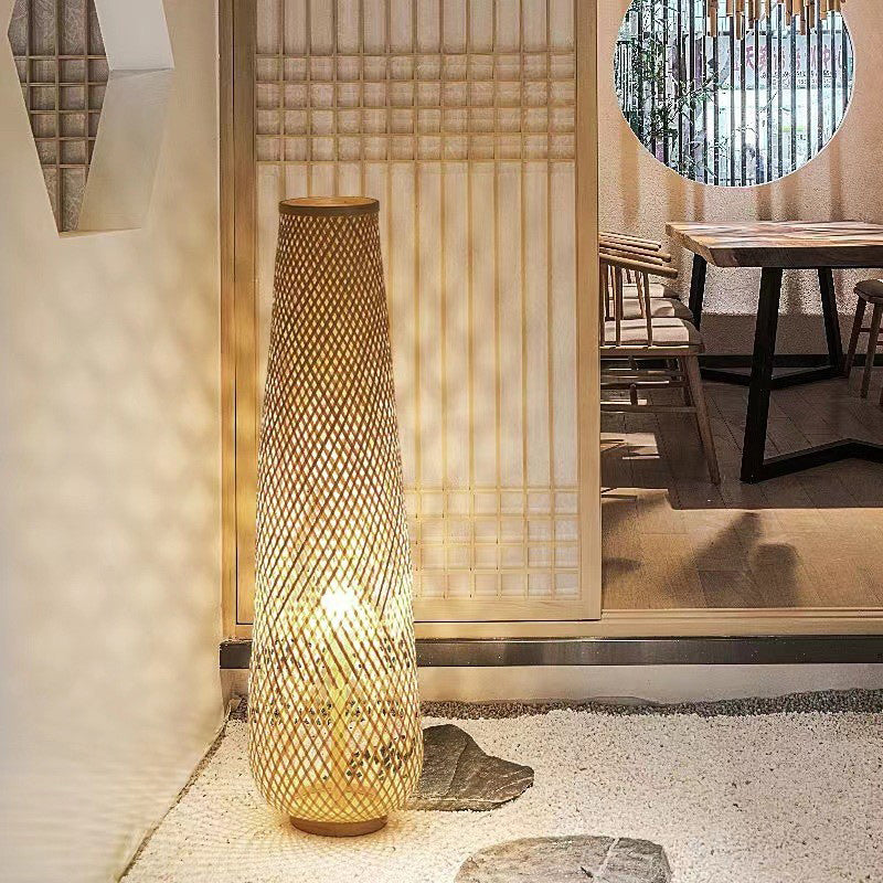 Yorumi | Lámpara de Suelo Tradicional Japonesa de Bambú con Luz Suave para Sala de Estar