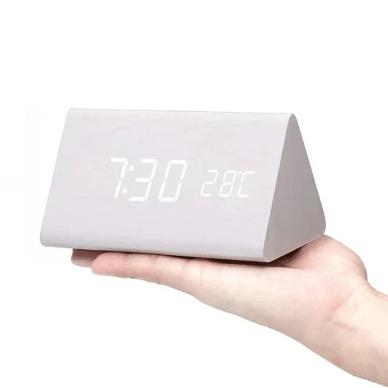 WOODSENSE – Reloj de madera LED con control por voz para una elegante visualización del tiempo