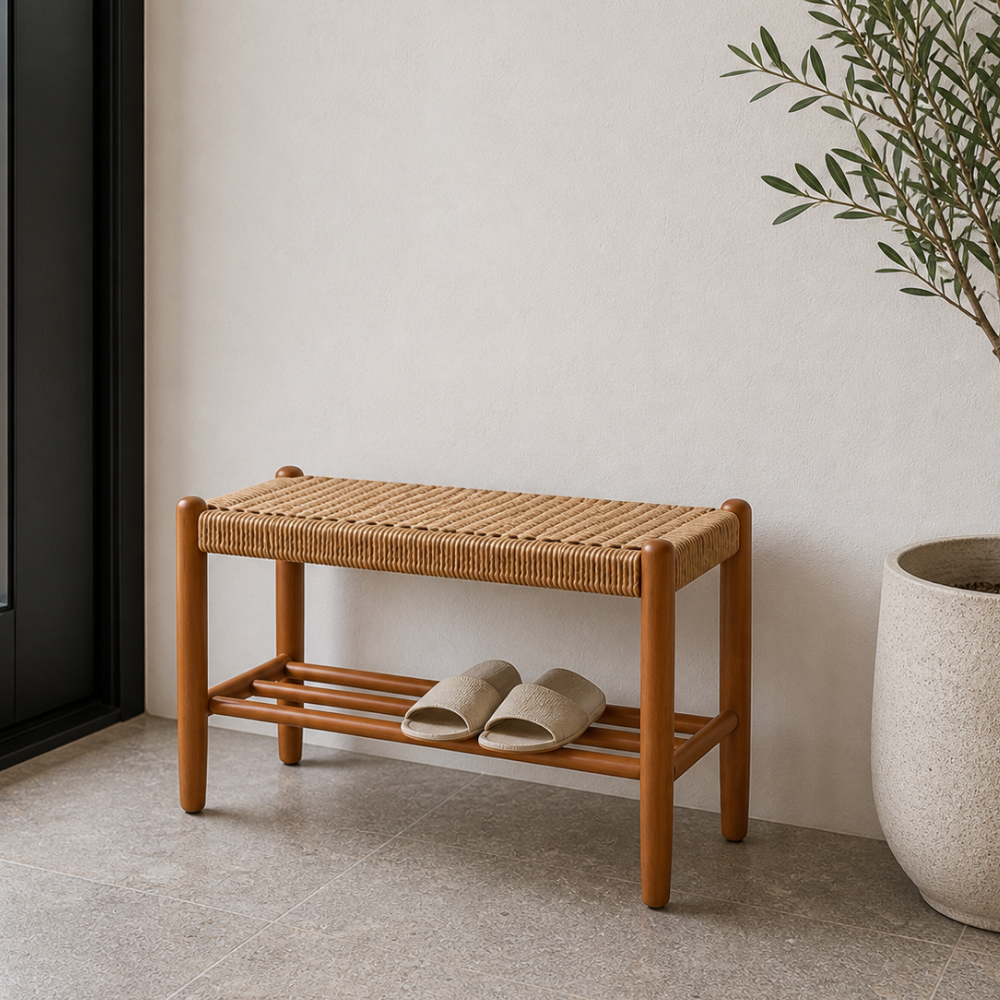 Banca Japonesa Elegante - Diseño de Cuero de Vaca Trenzado y Madera de Cereza para el Vestíbulo