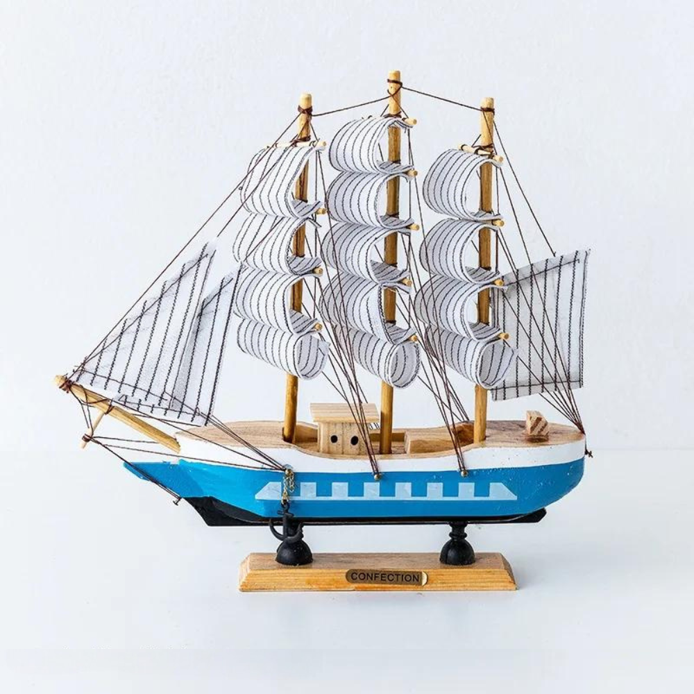 BowLift | Escultura de Velero de Madera Nórdica Royaleva - Pieza decorativa iluminada por LED, a pilas