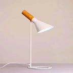 Norvia | Lámpara de escritorio LED de diseño moderno