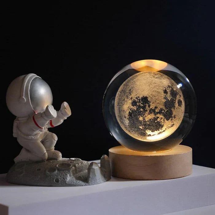 Bola de Cristal Iluminada de Luna con Base de Madera