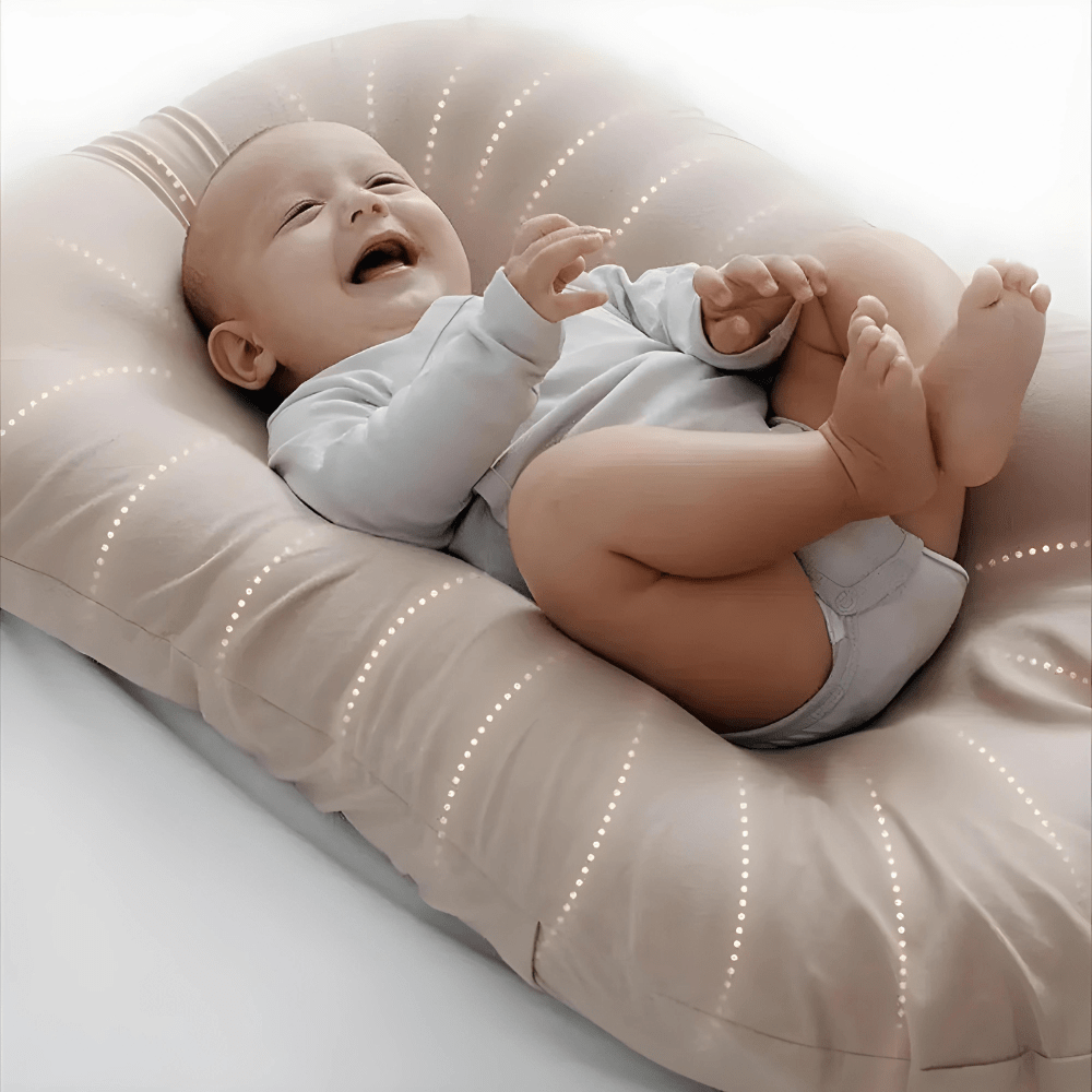 WolkenNest – Almohada para Bebés de Espuma Viscoelástica Ortopédica para Soporte Natural de la Cabeza y Sueño Tranquilo