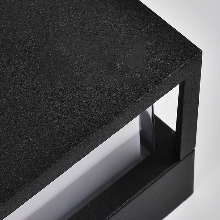 Luces LED Exteriores de Aluminio Impermeables | Iluminación Eficiente Energéticamente para Jardines o Patios