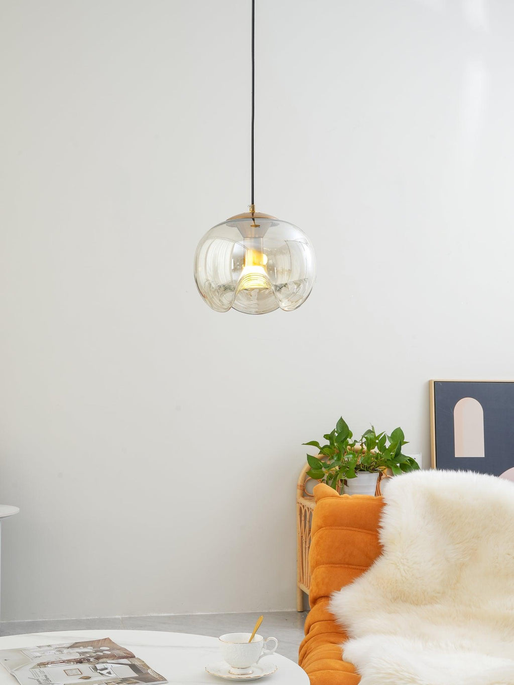 Alviera | Lámpara colgante de vidrio con forma escultórica