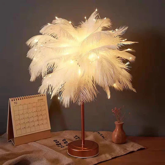 FeatherGlow - Lámpara de noche de avestruz elegante para un ambiente hogareño