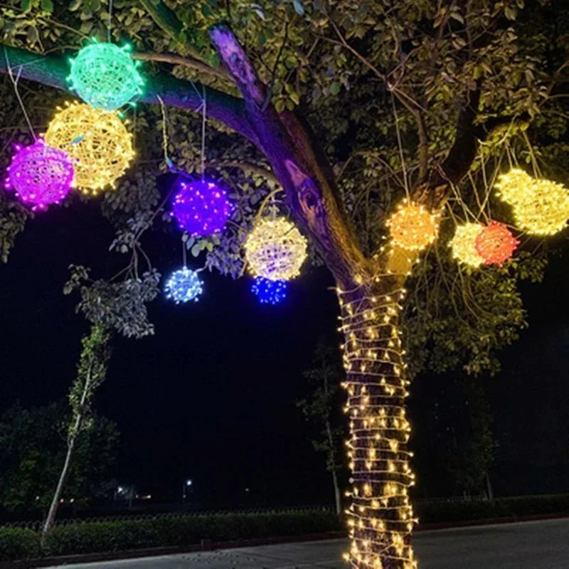 Bombilla LED E27 con Luz Cálida para Uso Interior y Exterior – Iluminación Ambiental Eficiente en Energía