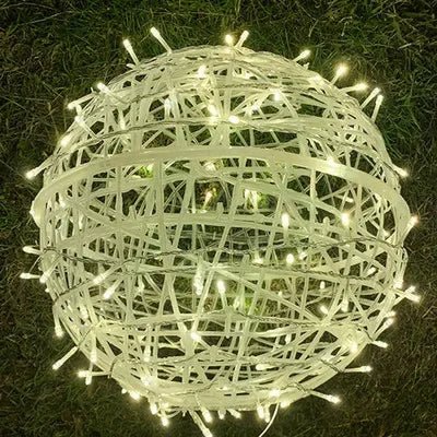 Bombilla LED E27 con Luz Cálida para Uso Interior y Exterior – Iluminación Ambiental Eficiente en Energía