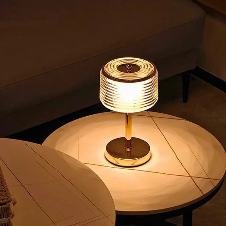 Cirvella | Lámpara de mesa LED con pantalla de vidrio