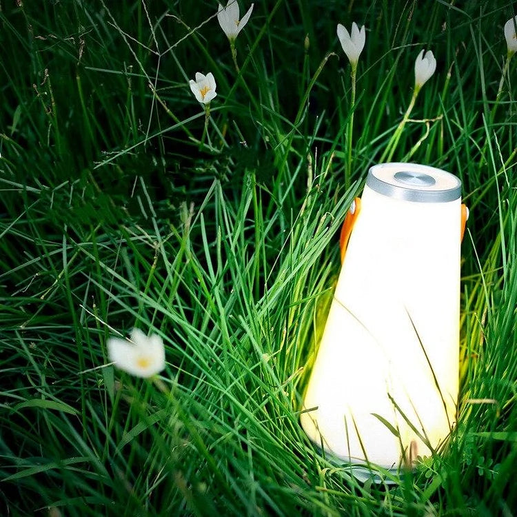 CampLite - Linterna LED recargable para aventuras al aire libre