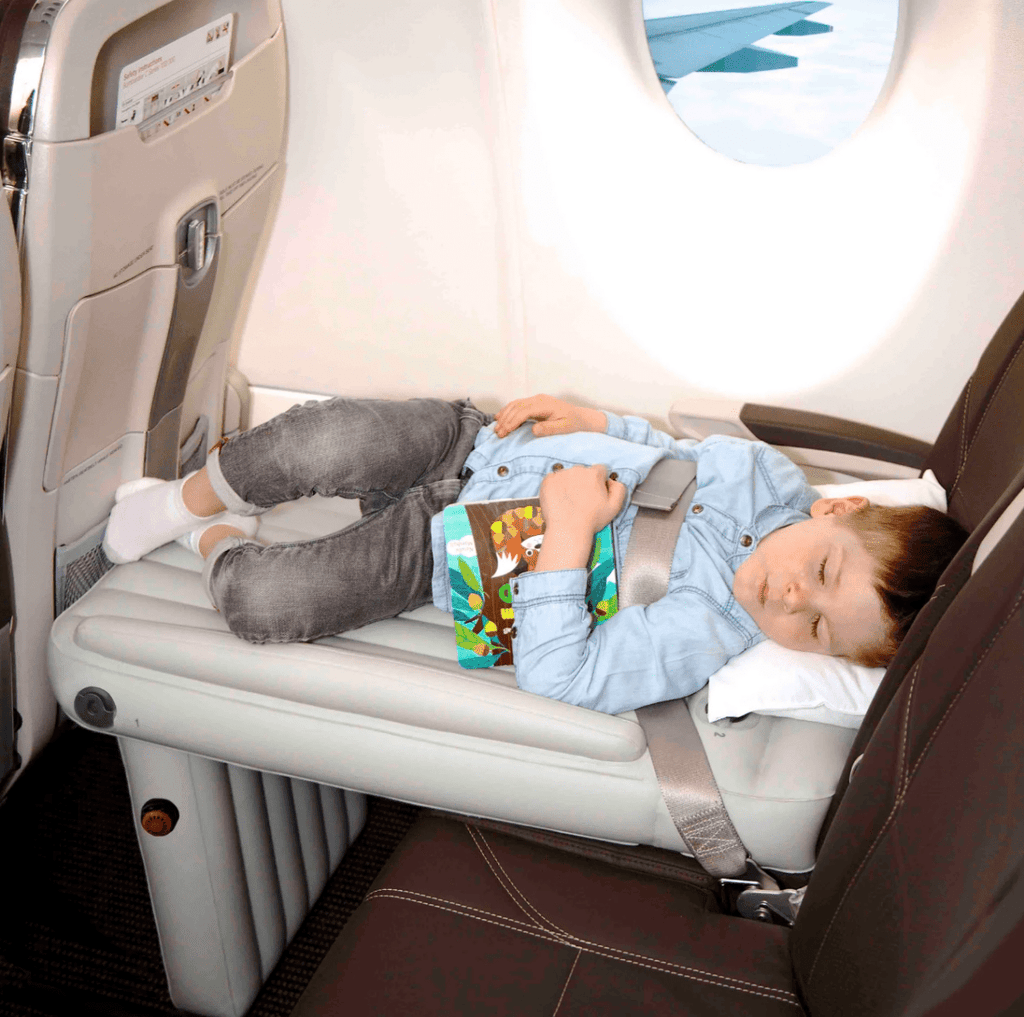 CloudNap Cama de Viaje – Comodidad Inflable en Aviones para Niños