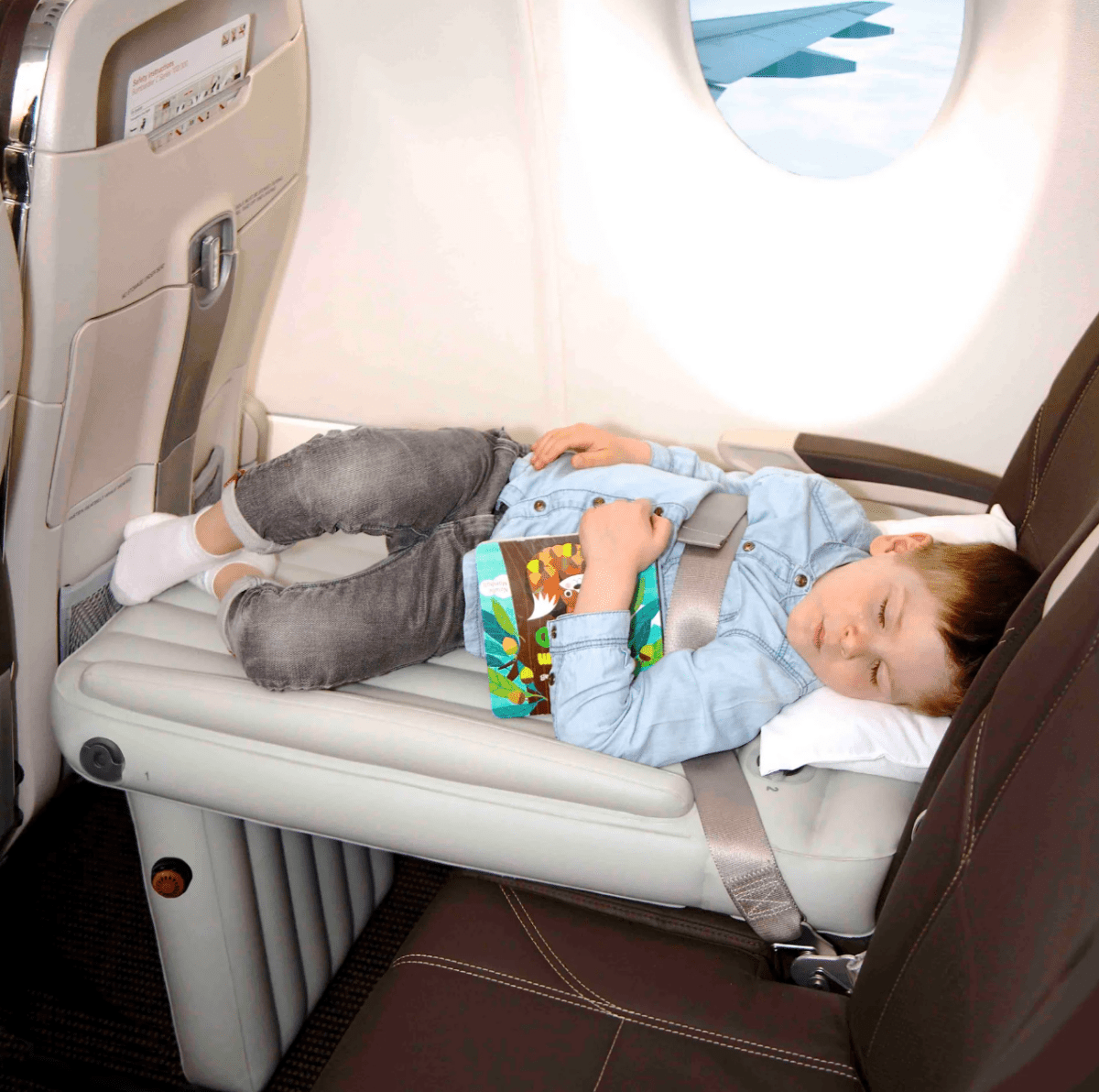 CloudNap Cama de Viaje – Comodidad Inflable en Aviones para Niños