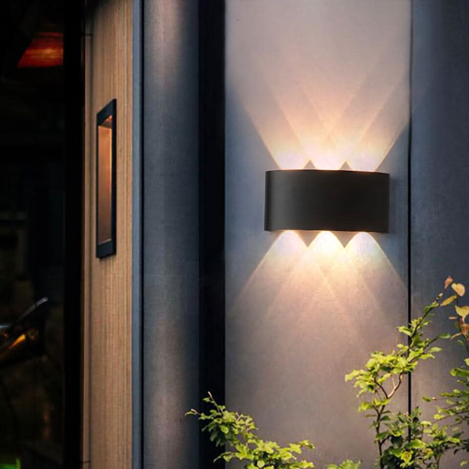YARDGLOW – Iluminación exterior elegante y eficiente en energía