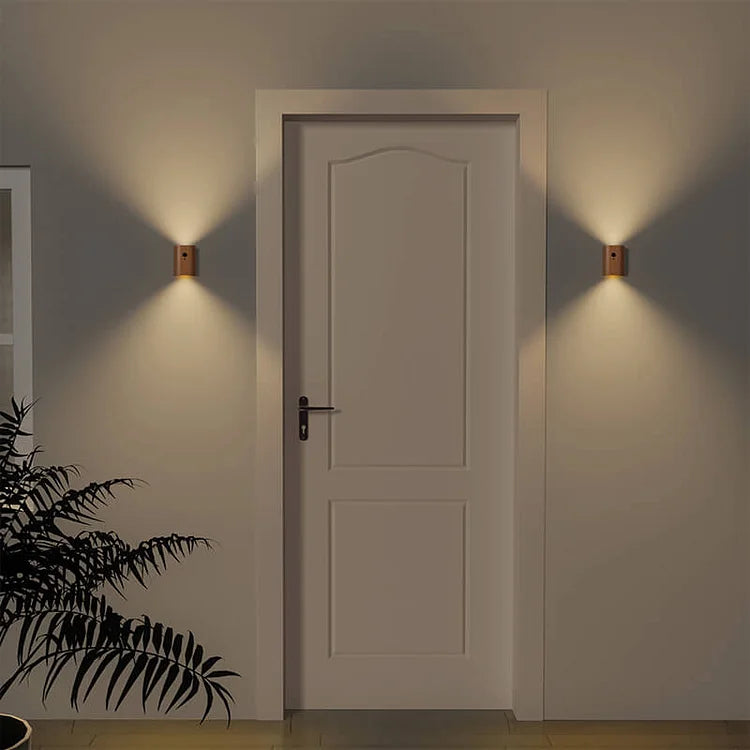 LumaSense - Lámpara de pared de madera magnética con sensor de movimiento