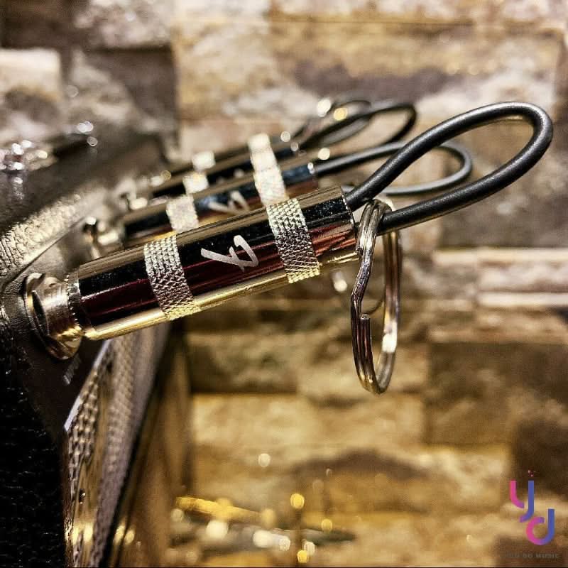 Guarda tus llaves con estilo con un llavero de rock