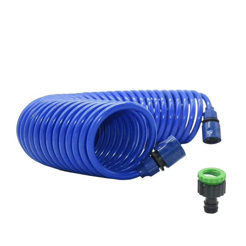 Manguera en espiral compacta con conexiones rápidas para riego de plantas