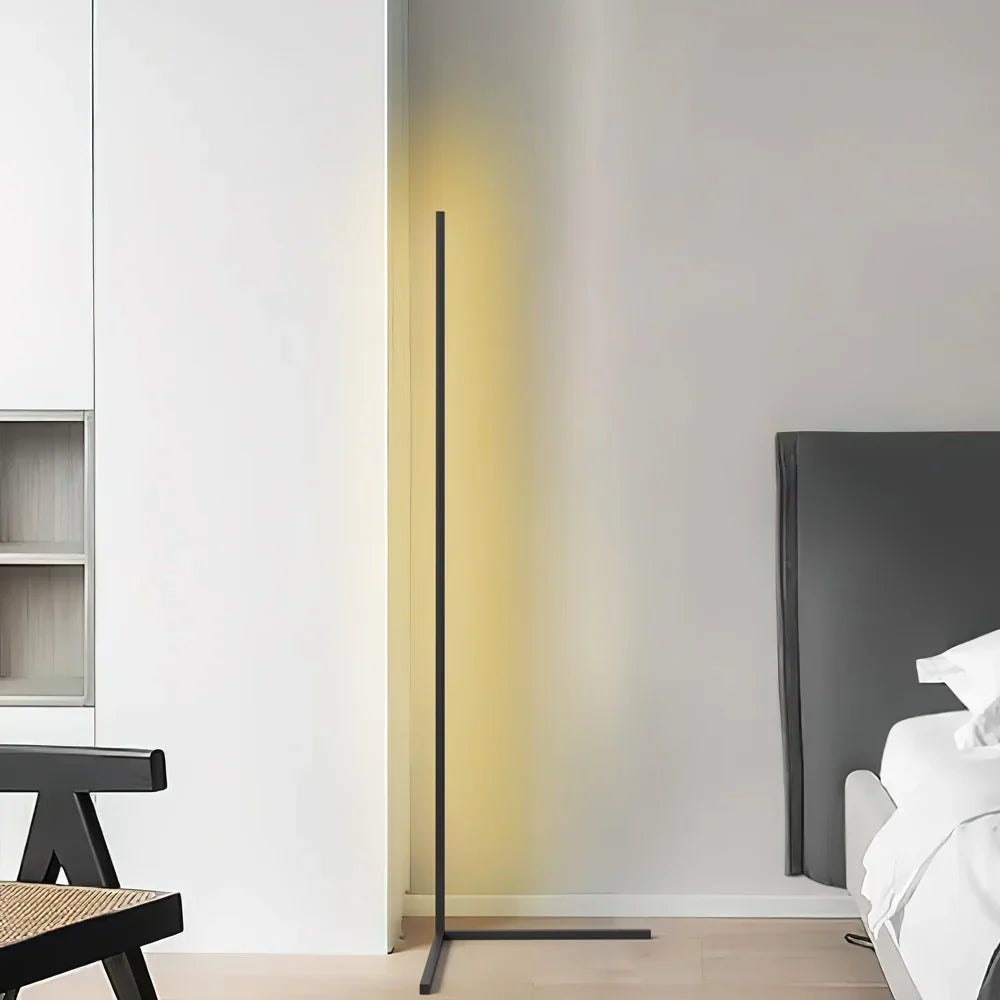 Lámpara de Pie LED Minimalista con Modos de Luz Regulables y Diseño Lineal Moderno