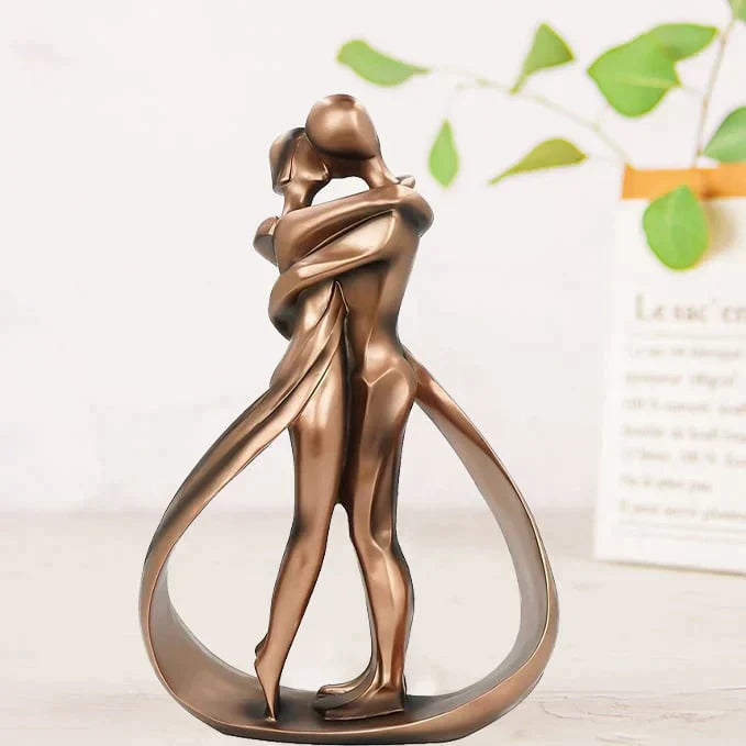 UnityEmbrace - Estatua hecha a mano que simboliza el amor eterno