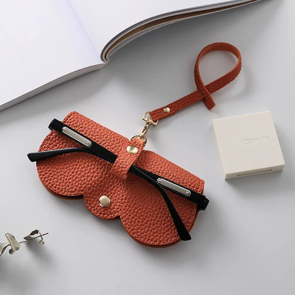 Estuche para gafas de sol ShadeShield de cuero suave
