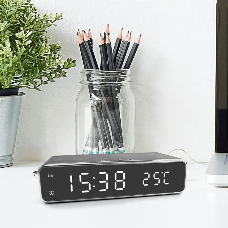 BENNETT - Reloj despertador LED con cargador inalámbrico