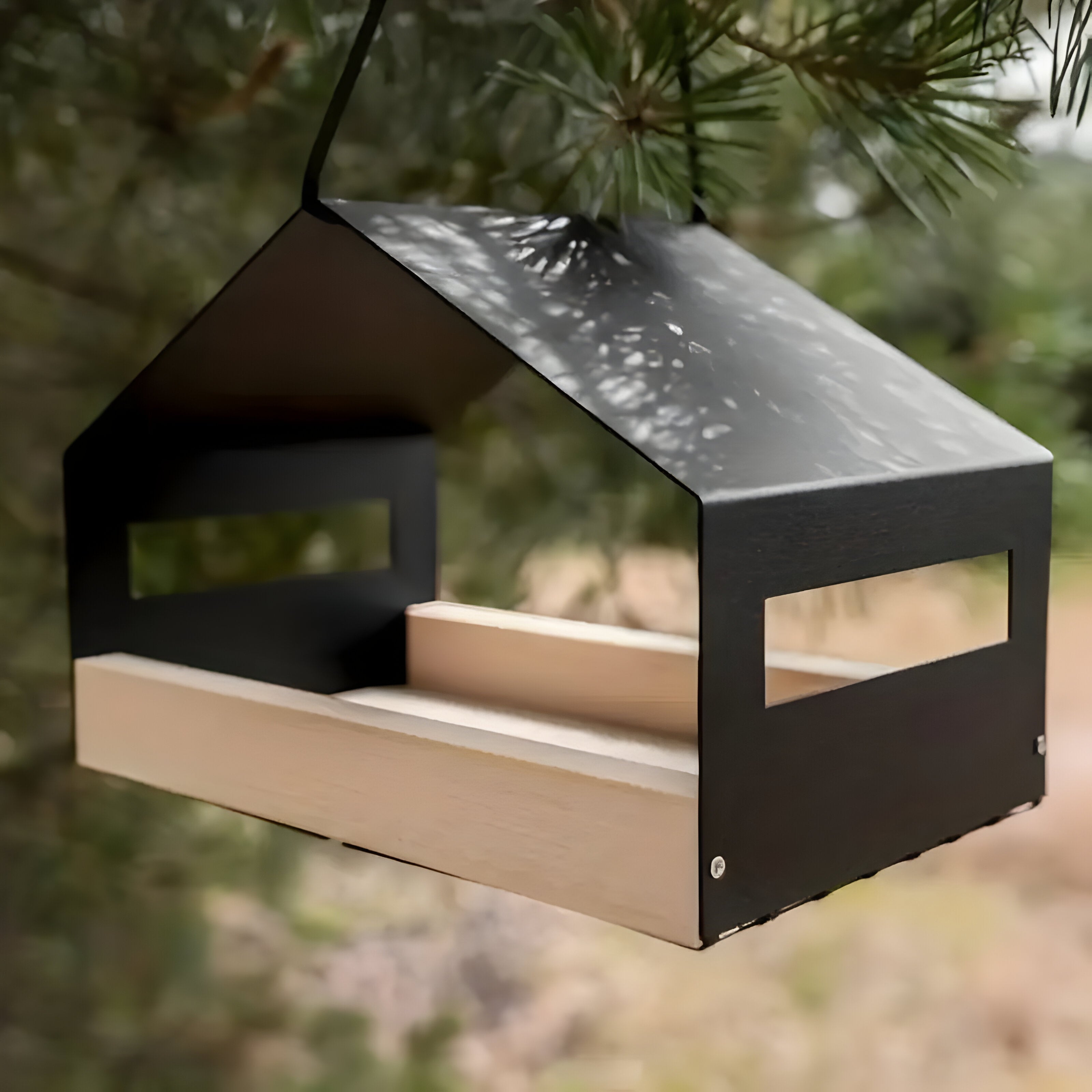 TweetWood – Casa de pájaros colgante con diseño natural para una vida de jardín vibrante
